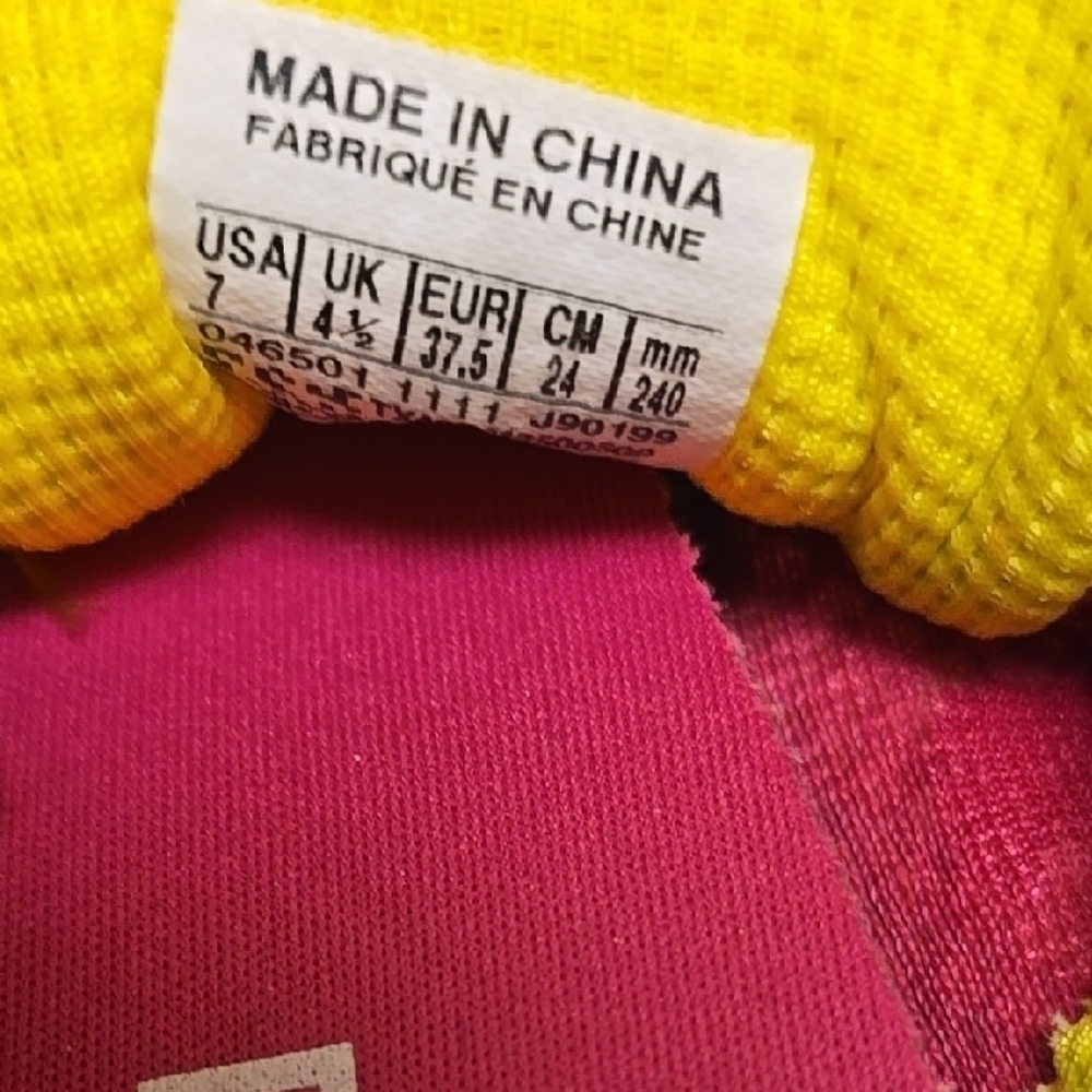 Reebok Pink and Yellow Sneakers Vibrant Comfort - Picture 7 of 7